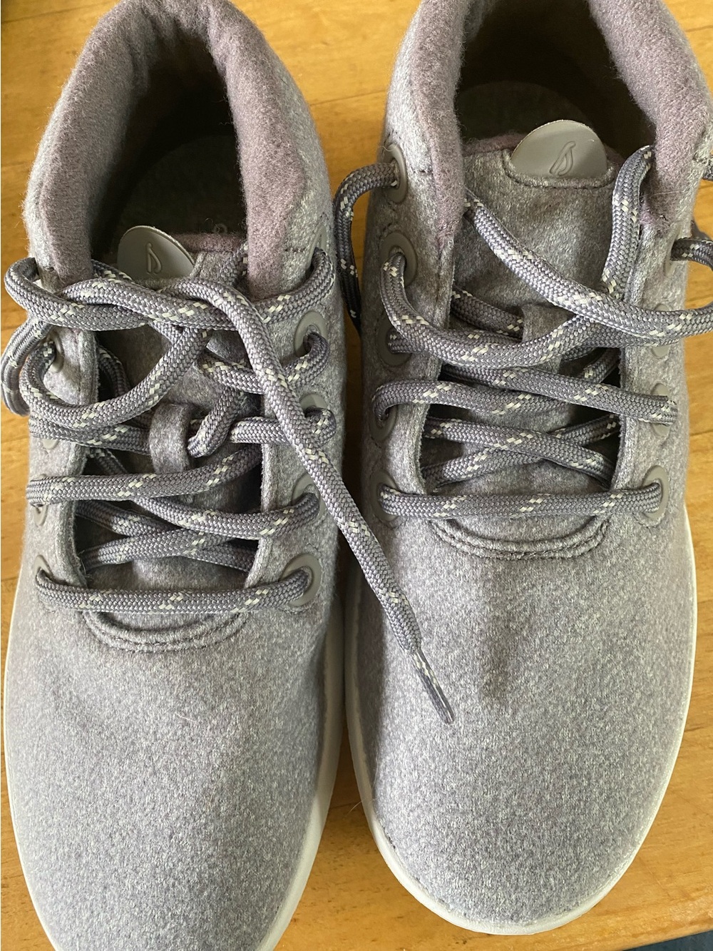 Allbirds Womens High top Lace-up. Grey. Size 8